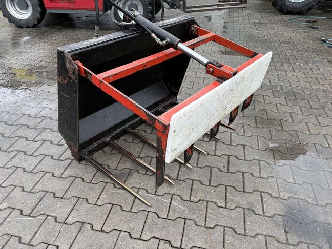 [3379-6912472-0_1.jpg]