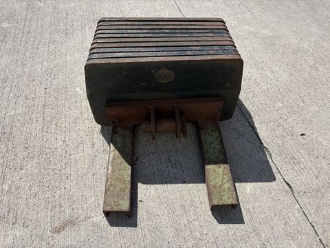 [3379-7362791-0.jpg]