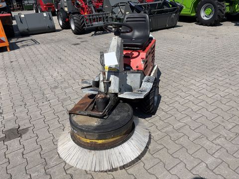 [3379-7388026-1.jpg]
