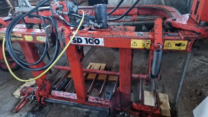 [3383-3352559-0_1.jpg]