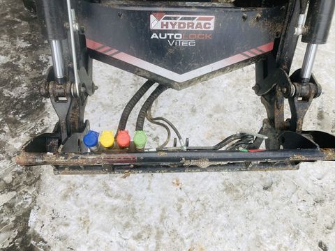 [3383-3385660-23.jpg]