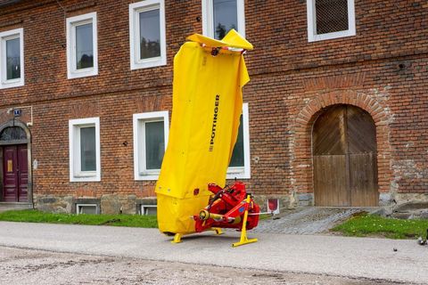 [3383-3411797-4.jpg]