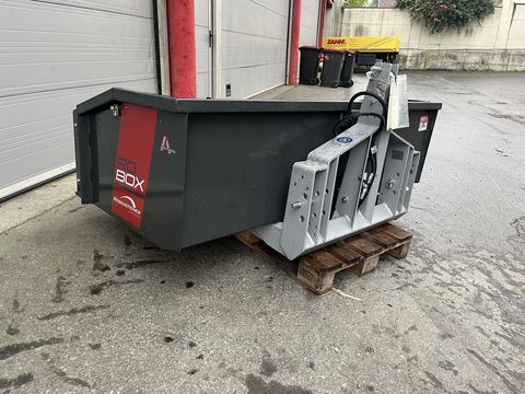 [3383-4432168-3.jpg]