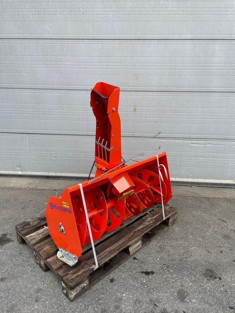 [3383-4621646-13.jpg]