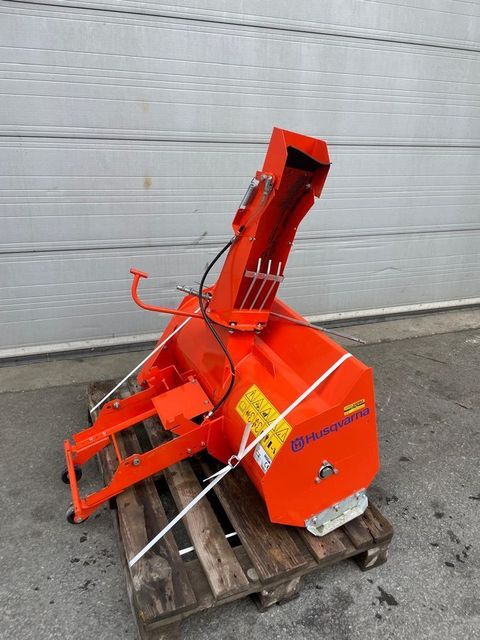 [3383-4621646-15.jpg]