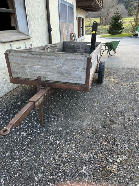 [3383-4621682-1.jpg]