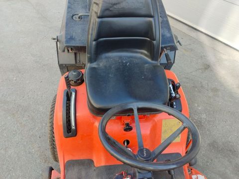 [3383-4622136-14.jpg]