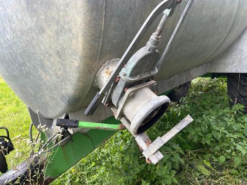 [3383-6109790-0.jpg]