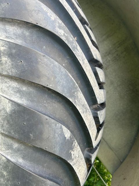 [3383-6109790-20.jpg]