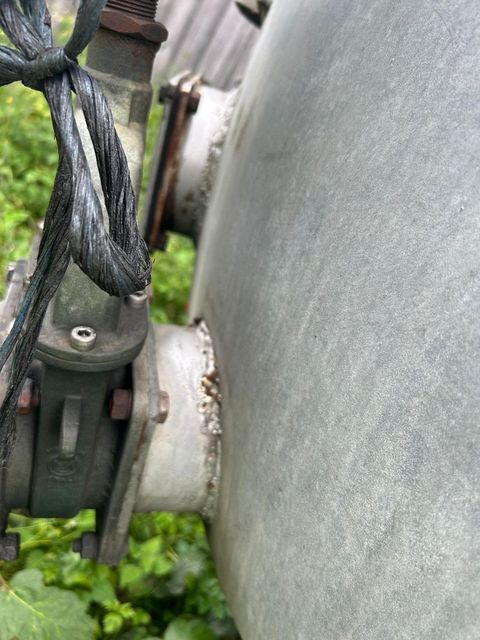 [3383-6109790-24.jpg]