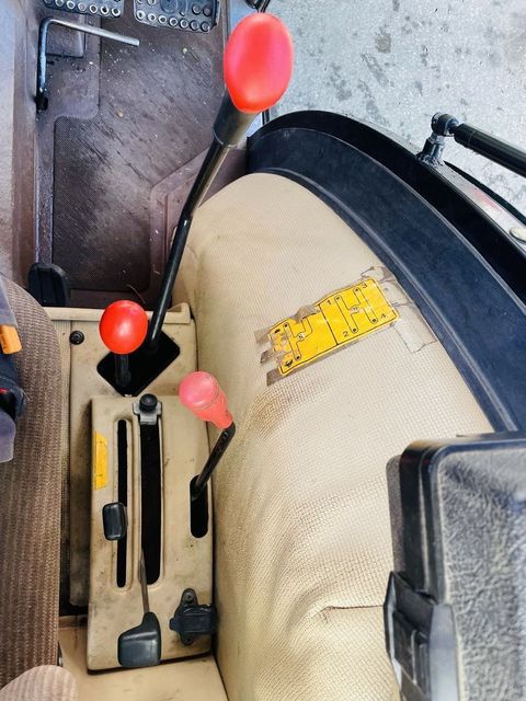 [3383-6403215-17.jpg]