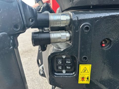 [3383-6436575-14.jpg]