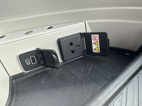 [3383-6436575-23.jpg]