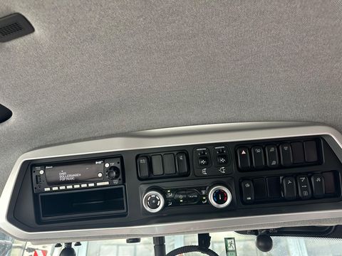 [3383-6436575-25.jpg]