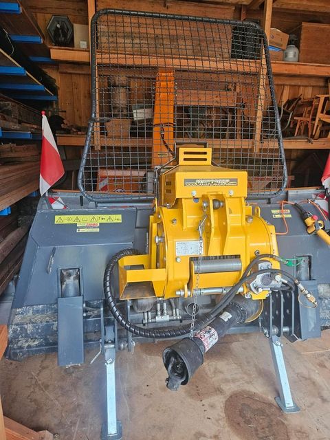 [3383-6458803-2.jpg]