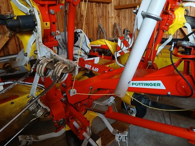 [3383-6657374-0_1.jpg]