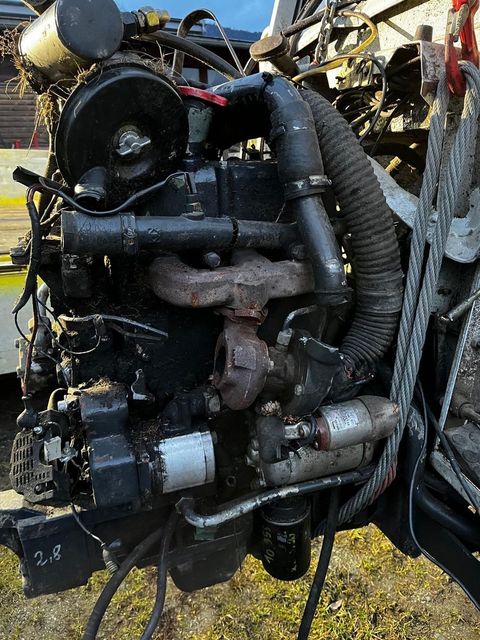 [3383-6753392-15.jpg]