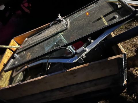 [3383-6753392-5.jpg]