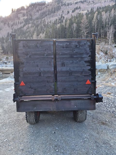 [3383-6757498-7.jpg]