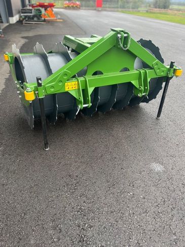 [3383-6933834-0_1.jpg]