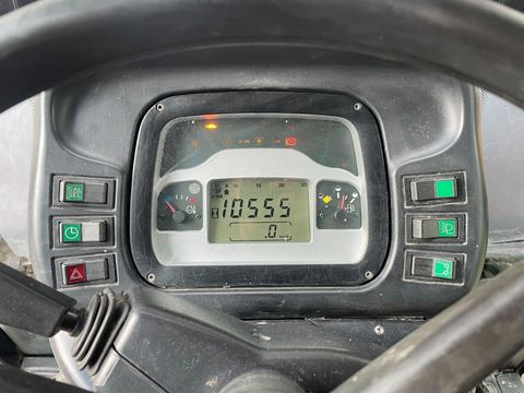 [3383-7224115-0.jpg]