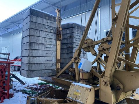 [3423-5009449-3.jpg]