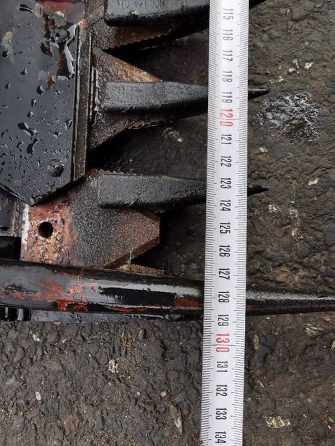 [3471-2976030-2.jpg]