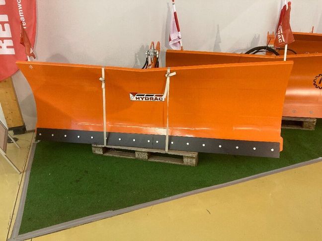 [3471-4577808-0_1.jpg]