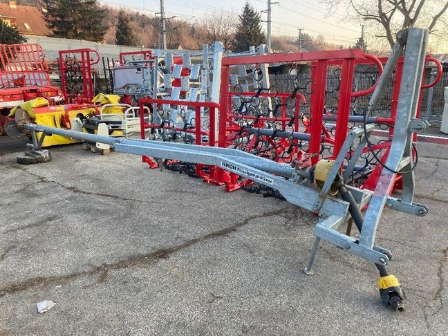 [3471-5274126-0_1.jpg]