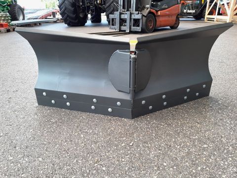 [3489-4363901-4.jpg]