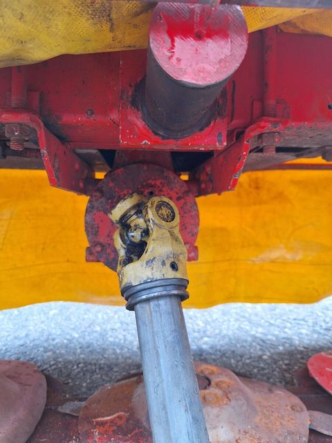 [3489-4537126-3.jpg]