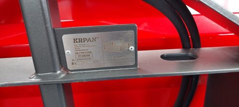 [3489-5969873-4.jpg]