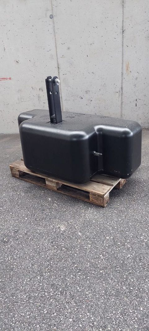 [3489-5969899-6.jpg]