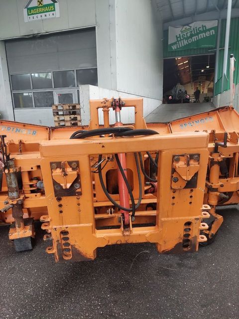 [3489-5981337-1.jpg]