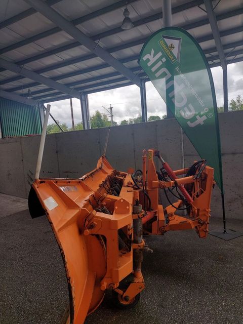 [3489-5981337-4.jpg]