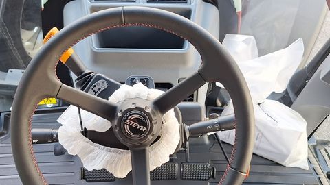 [3489-5981711-11.jpg]