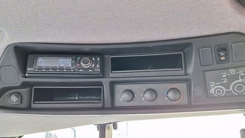 [3489-5981711-9.jpg]