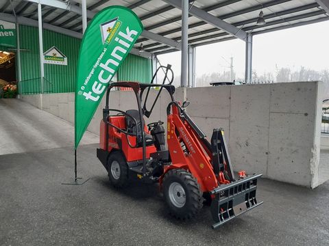 [3489-6343648-1.jpg]