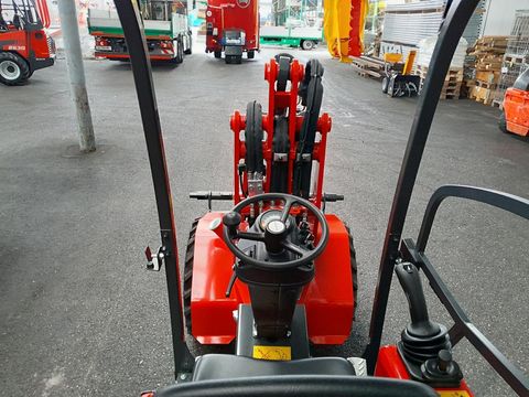 [3489-6343648-3.jpg]