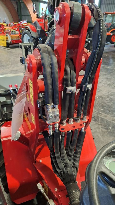 [3489-6343648-7.jpg]