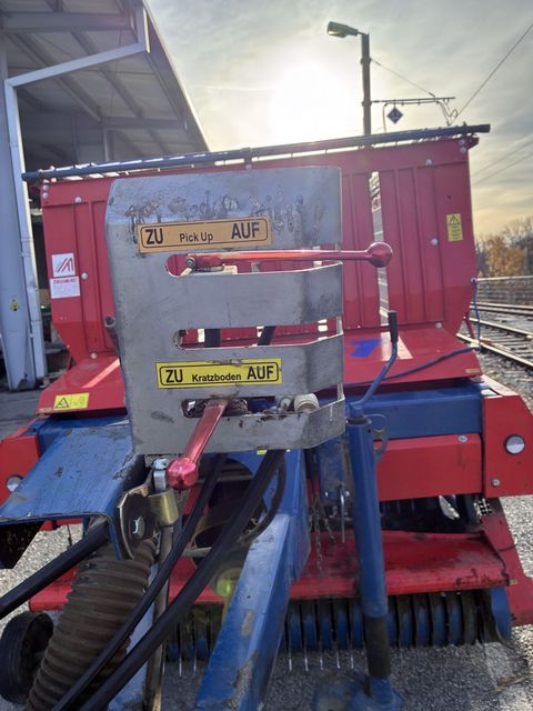 [3489-6436473-2.jpg]