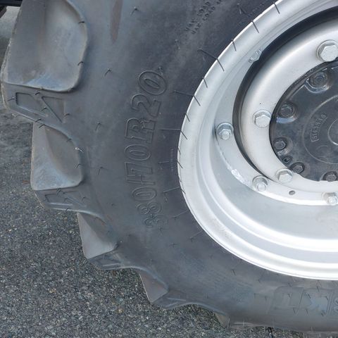 [3489-6474299-7.jpg]