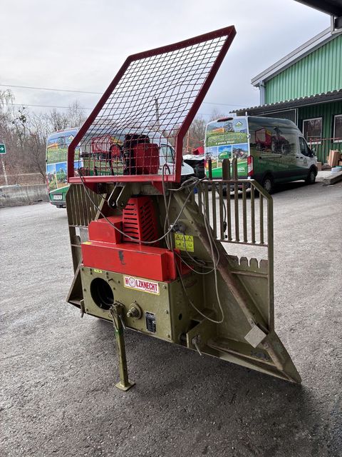 [3489-6474507-2.jpg]