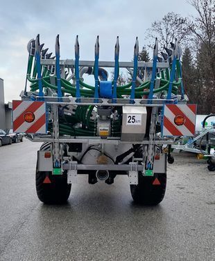 [3489-6682147-3.jpg]