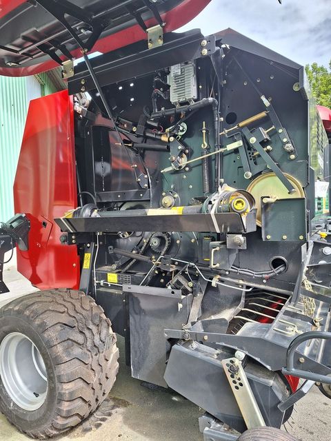 [3489-6700269-4.jpg]