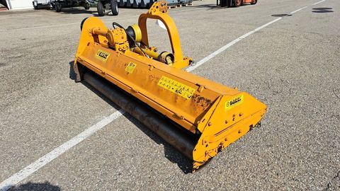 [3508-3846276-2.jpg]