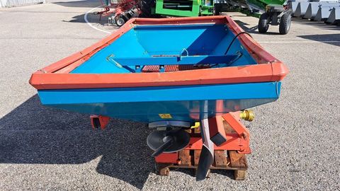 [3508-3846527-5.jpg]