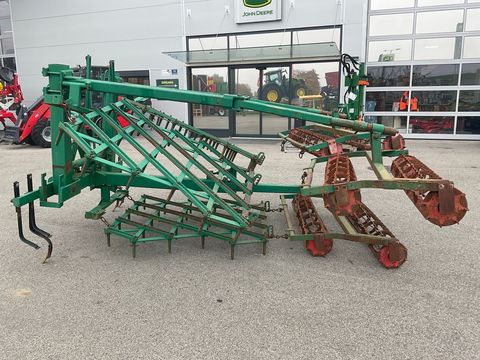 [3508-3902593-6.jpg]