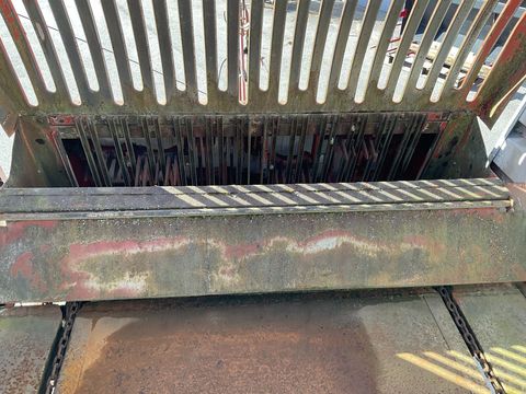 [3508-4067419-18.jpg]