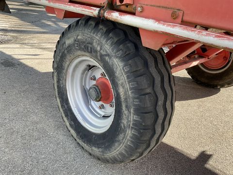 [3508-4067419-21.jpg]